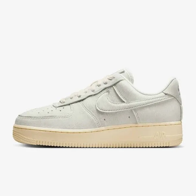 Nike Air Force 1 '07