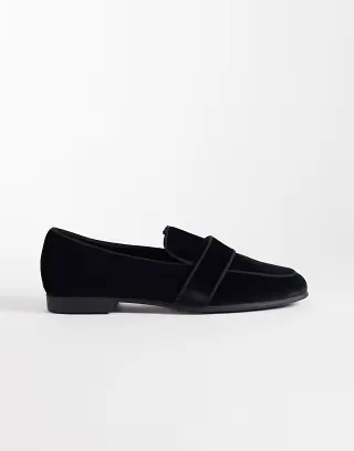 ASOS DESIGN slim loafers with gross grain saddle in black velvet