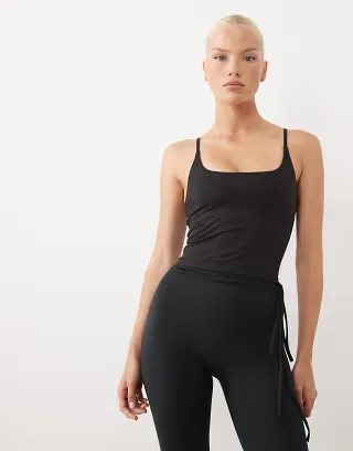 4505 Icon soft touch scoop neck yoga cami with inner bra and adjustable straps in black