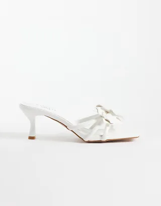 Simmi London Jemima kitten heel sandals with flower in white
