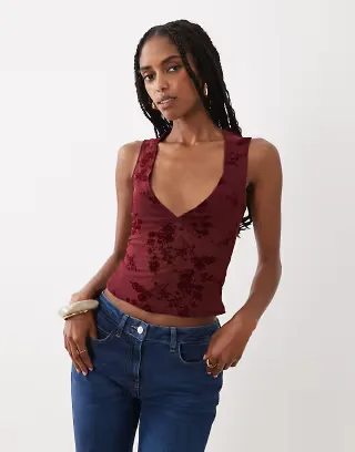 Motel Lihat flock mesh top in burgandy