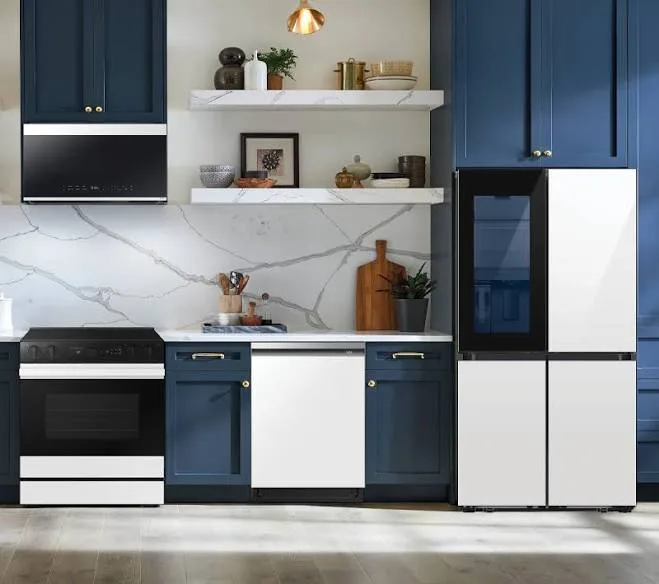 Samsung 4-Piece Kitchen Package with 29 cu. ft. 4-Door Flex French Door Refrigerator with Beverage Zone and Auto Open Do