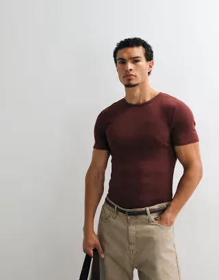 ASOS DESIGN essential muscle fit T-shirt in brown rib