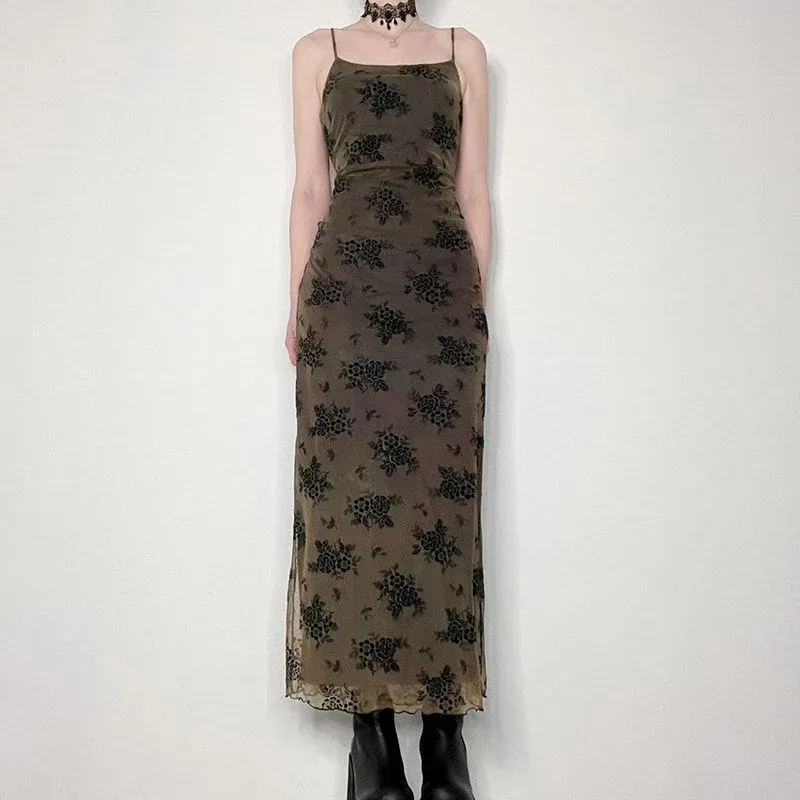 GOTHIC FLORAL PRINT MAXI DRESS