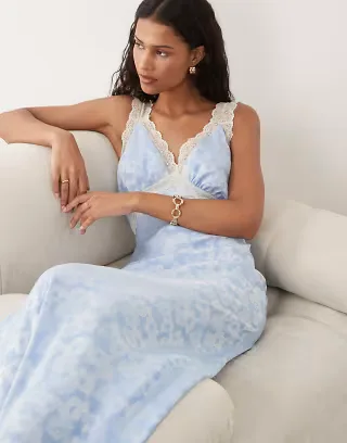 Hope & Ivy satin v-neck lace trim midi dress in blue floral
