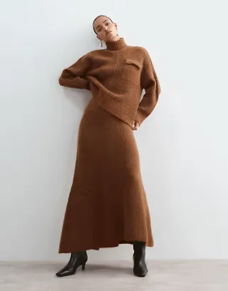 ARRANGE alpaca knitted skirt set in chocolate