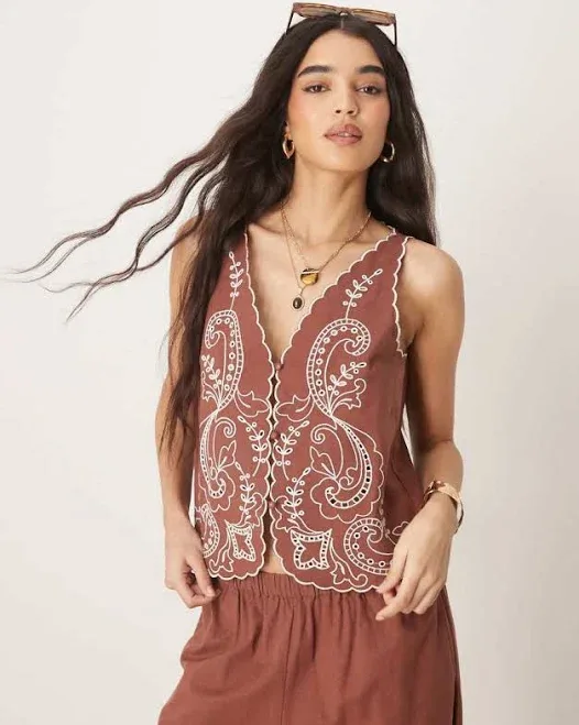 ASOS DESIGN Linen Blend Scallop Edge Embroidered Vest