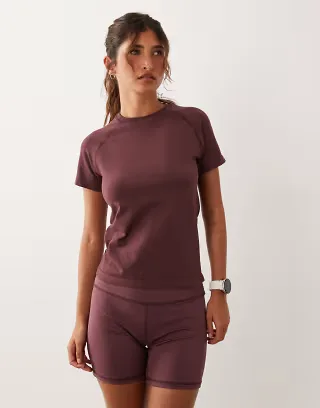 4505 lightweight seamless mesh running T-shirt in rose taupe