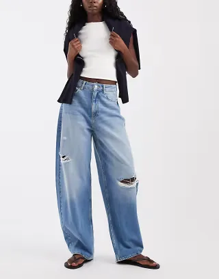 JJXX Sacai baggy barrel jeans with rips in mid wash