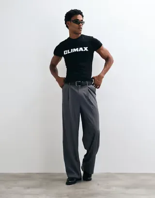 COLLUSION shrunken climax tee in black
