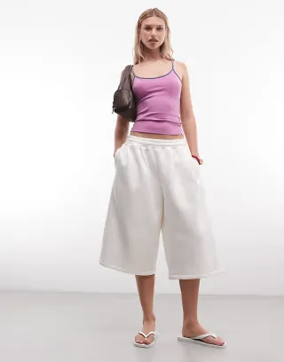 COLLUSION pleated baggy jorts in ecru