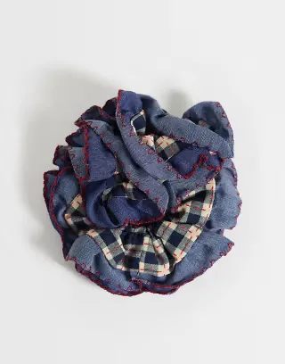 ONLY scrunchie in blue & cream check with ruffle