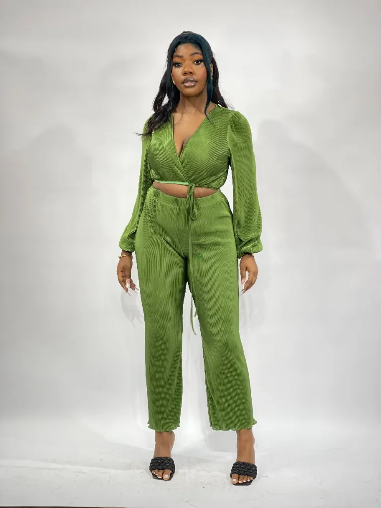 LONGSLEEVE TIE CROP TOP AND PANT SET