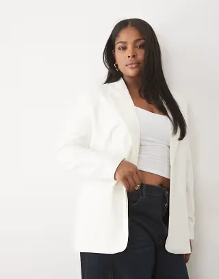 ASOS DESIGN Curve Tailored relaxed blazer in cream