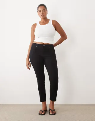 ASOS DESIGN Curve skinny jeans in black