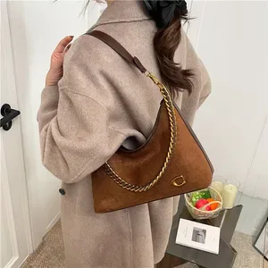 Luxury Chain Underarm Bag for Women - Large Spacious Shoulder Crossbody Purse, Retro Unique Style Commuter Handbag, 2026