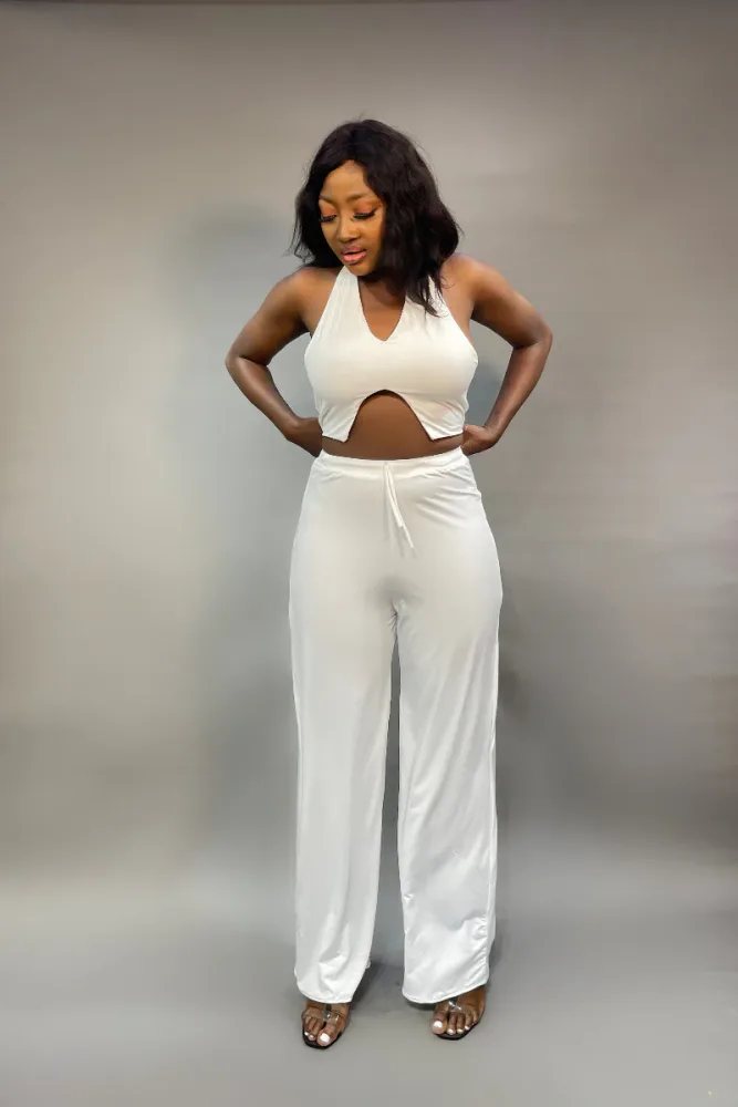 HALTER NECK CROP TOP AND WIDE LEG PANT