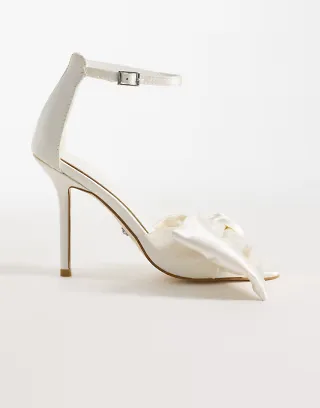 Azalea Wang Albena heeled sandals in ivory