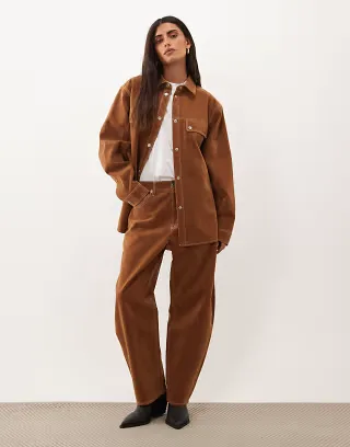 Good American faux suede shirt and jeans set in cafe clay