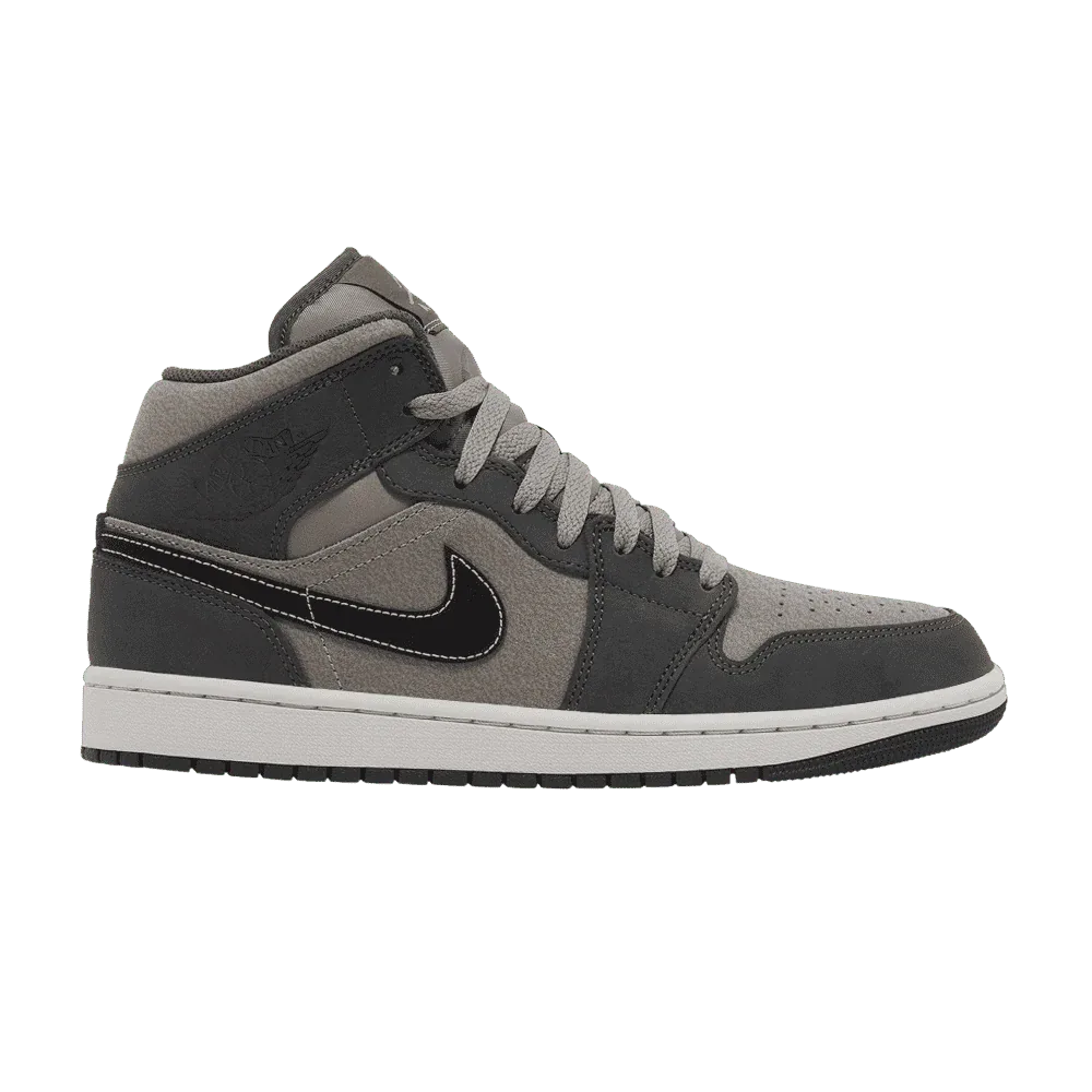Air Jordan 1 Mid SE Night Stadium
