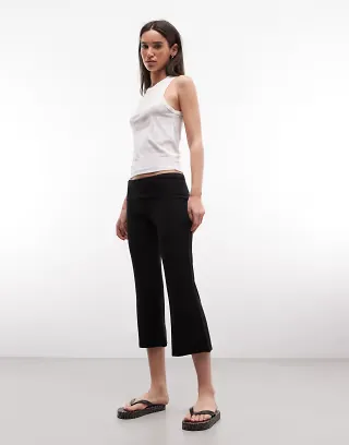 COLLUSION flared capri leggings in black