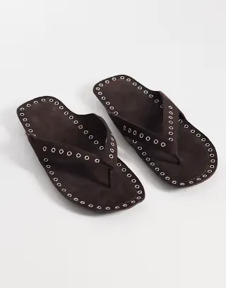 ASOS DESIGN Fisher premium grommet flip flop sandals in chocolate suede