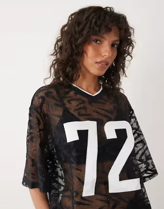 Nike Chill woven lace jersey in black