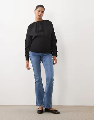 Mamalicious Maternity over the bump flare jeans in mid blue denim