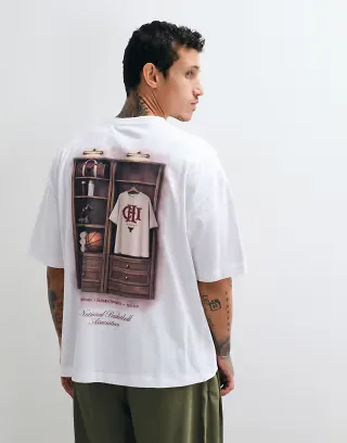 ASOS DESIGN oversized t-shirt with NBA Chicago bulls print in white