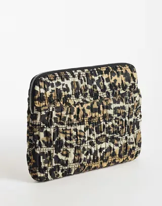 Tommy Jeans urban laptop case in leopard print