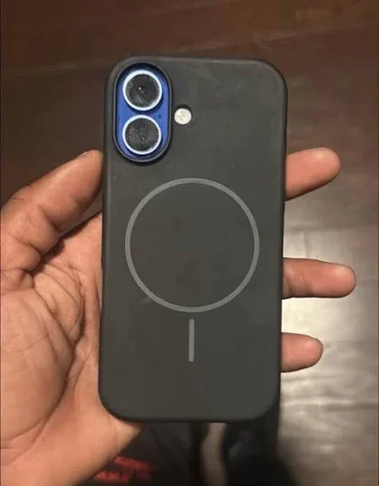 Restored Apple iPhone 16