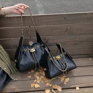 luxury designer bag 2026 Women's Viral Quilted Chain Bucket Bag Large Capacity Shoulder Underarm Motorcycle Style Purse