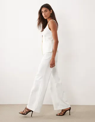 Good American denim set in white