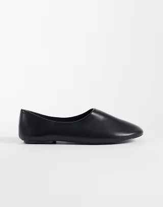 Glamorous flat shoes in black