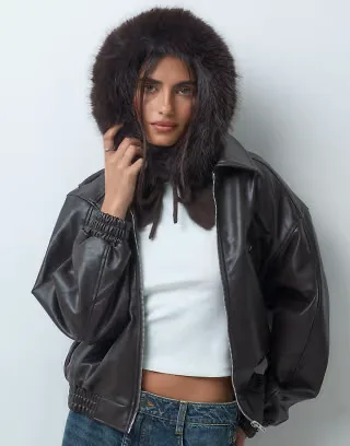 Gina Tricot knitted hood with faux fur trim in brown