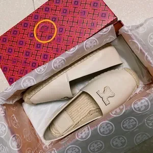 Womens Leather Fisherman Shoes, Comfortable Single Slip-On Sandals for Indoor and Outdoor Beach Wear