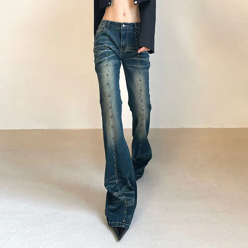 RIVET WASHED HIGH WAIST DENIM