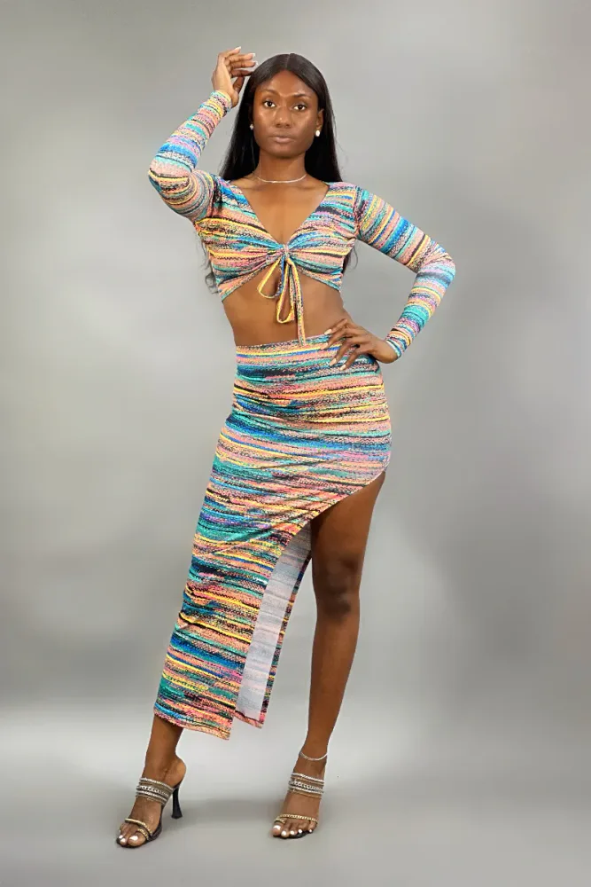MULTICOLOR PRINT CROP TOP AND SIDE SLIT SKIRT