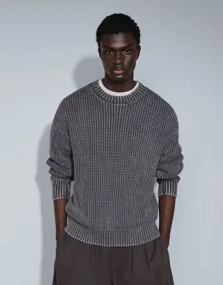 Cotton On box fit crew knit in gray