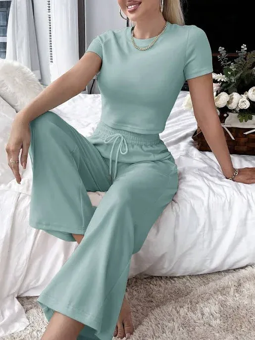 Women's Slim Fit Lounge Set with Drawstring Waist