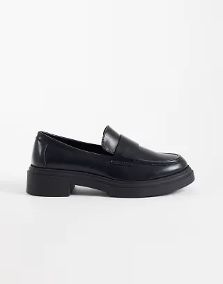 Schuh Leicester loafers in black