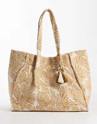 Accessorize raffia palm print beach tote bag