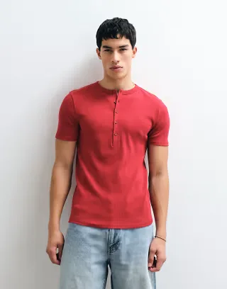ASOS DESIGN muscle fit t-shirt with henley neck in red rib knit