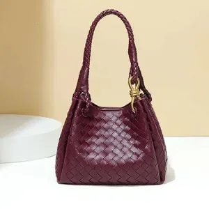 Stylish Casual Leather Shopper Bag for Women - Large Capacity Vintage Tote with Elegant Design