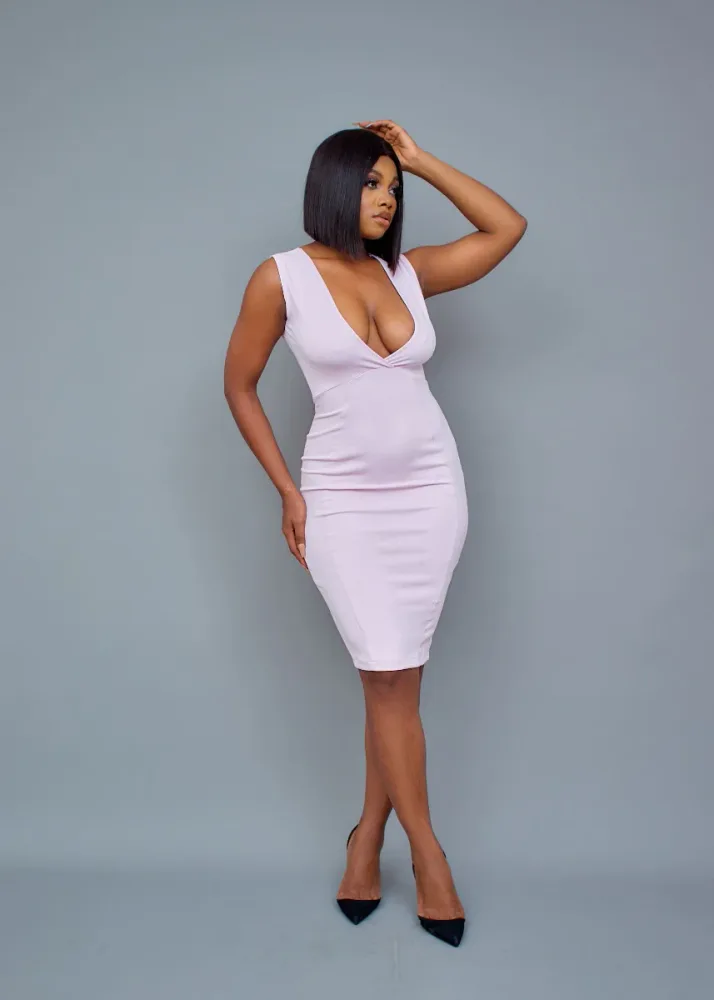 V-NECK BODYCON MIDAXI DRESS