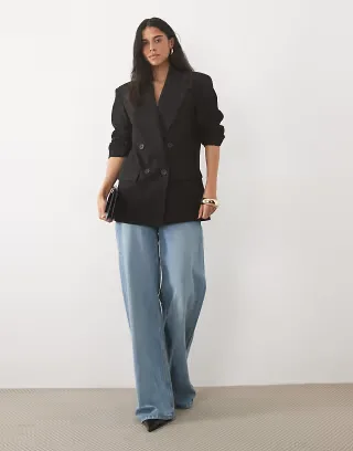 ASOS DESIGN tailored strong shoulder double breasted blazer in black