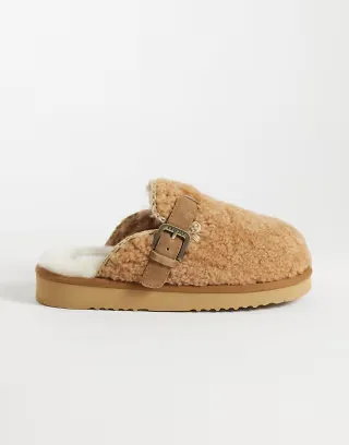 Mou sheepskin slippers in cognac