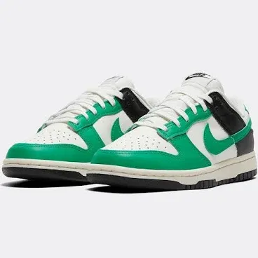 Nike Women's Dunk Low Trainers