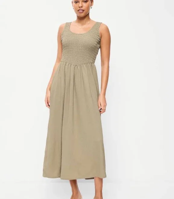 Old Navy Women's Fit & Flare Smocked-Bodice Midi Dress