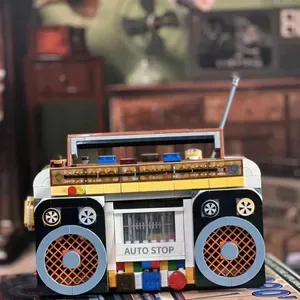 554PCS Colorful Retro Small Home Appliances Building Blocks, DIY Model Bricks Set for Desktop Ornaments, Creative Assemb